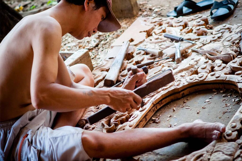 Kim Bồng Woodworking Village: Preserving Vietnam's Rich Craftsmanship
